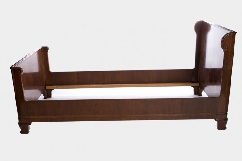 Cama individual vintage, sem estrado