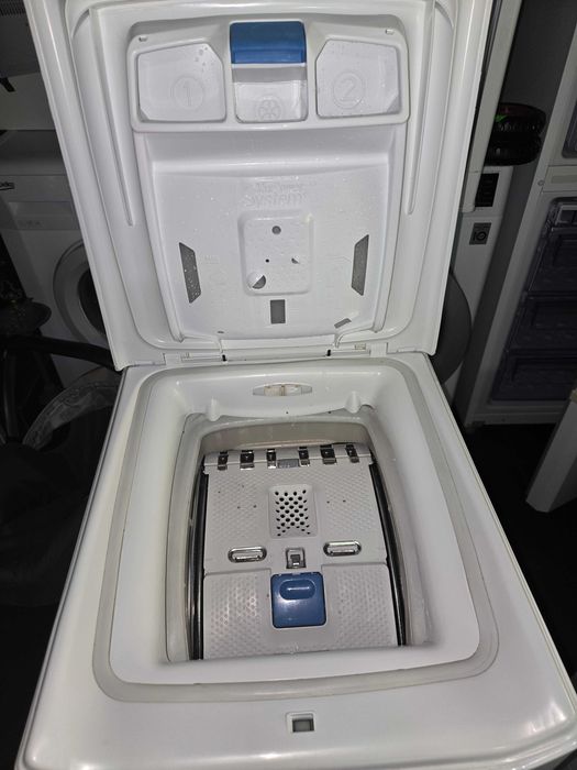 Pralka Candy .Smart . 40 cm.8kg/1400 obr.Po serwisie.Super model.