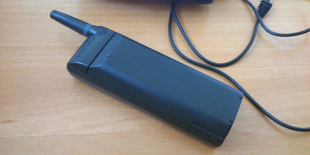 Телефон Ericsson A1018s