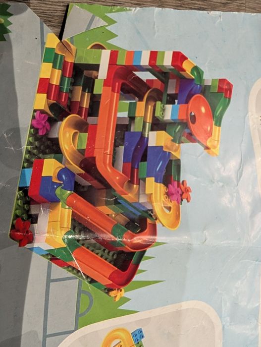 Duży zestaw Lego Duplo 277 elementów + gratis 261 klocków