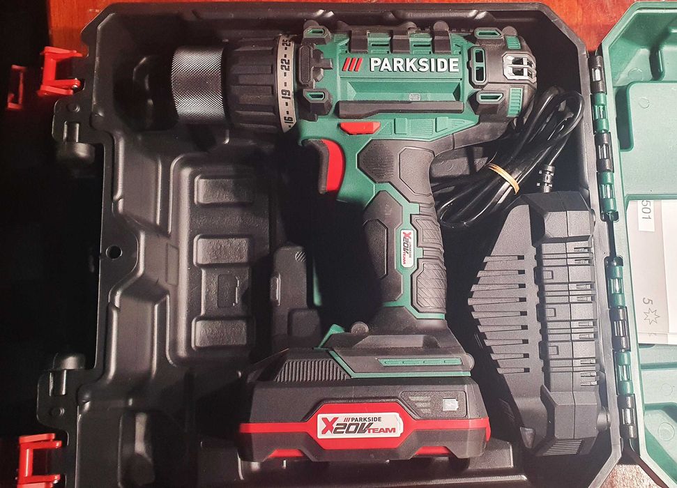 Maquina de Furar 20v + Bateria + Carregador + Mala+ Garantia
