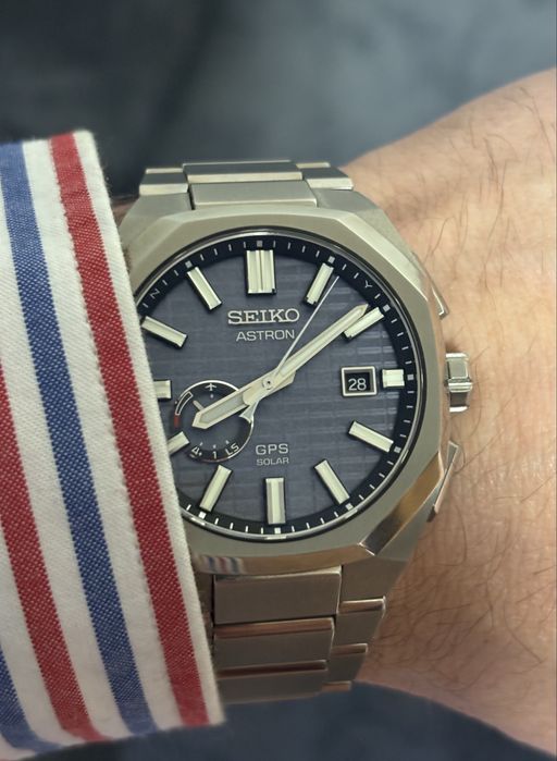 Годинник SEIKO ASTRON GPS SOLAR в ідеальному стані. Одягся декілька разів.