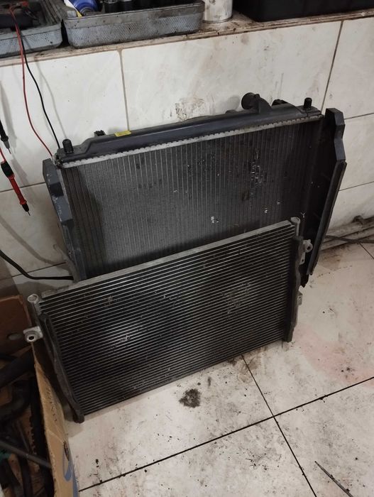 Радіатор кондиціонера Hyundai Terracan