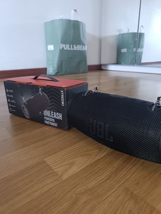 Coluna JBL bluetooth