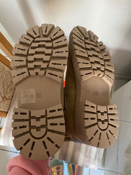 Buty zimowe botki z futrem zamszowe na zamek beżowe jak emu 36