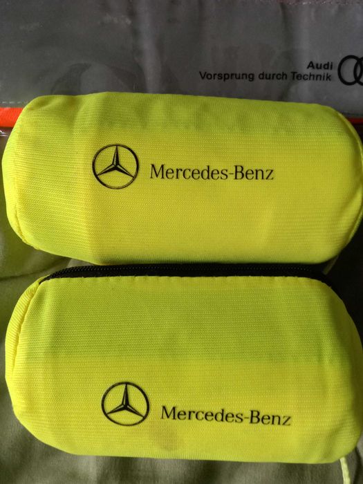 Kamizelka odblaskowa młotek z przecinakiem pasów.