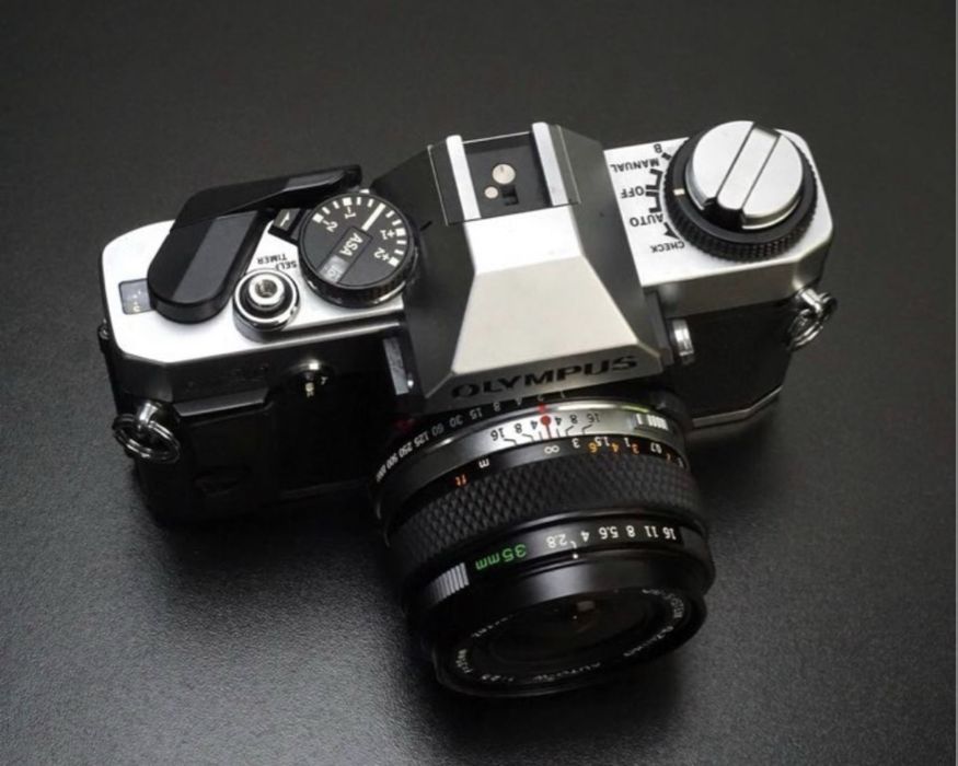 Плівкова камера Olympus OM-20