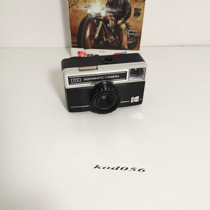 KODAK Instamatic 77X - analogowy aparat fotograficzny na film 126