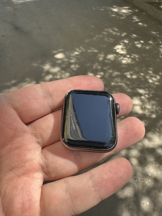 Годинник епл вотч SE