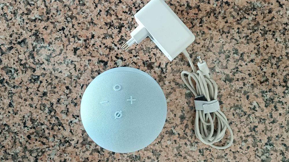 Echo Dot 5th Generation with Clock471214062379345923