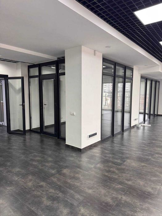 Сучасний стильний офіс