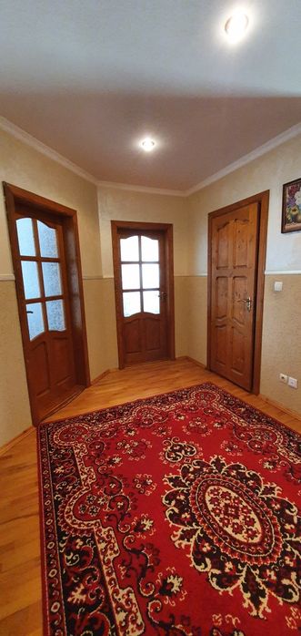 Продаж будинку, 5  хвилин до центру