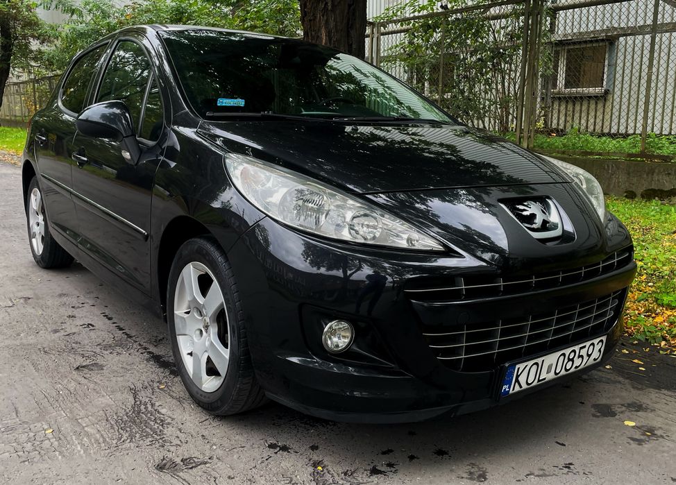 Peugeot 207 1.6 120KM 2011r Zadbany Bogate Wyposazenie Dlugie Oplaty