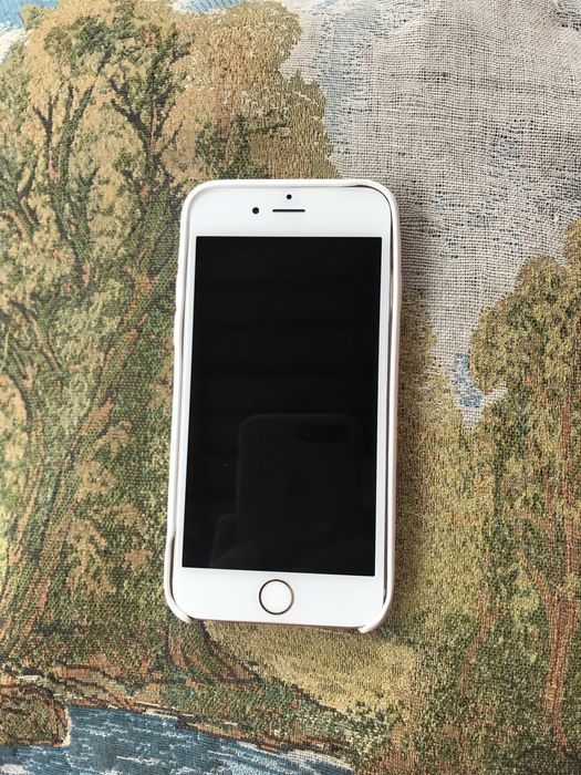 Продам iphone 6s rose