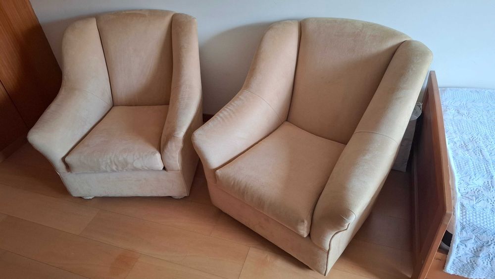 Sofá Poltrona - 2 Unids.