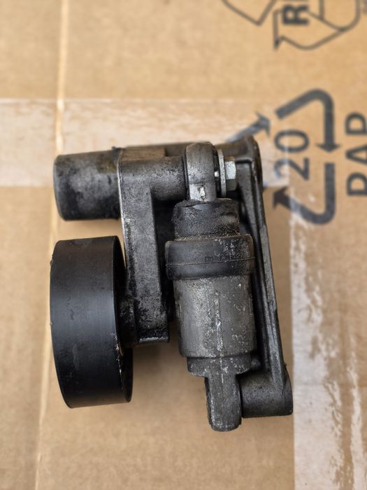 Napinacz paska klinowego BMW E39 E46 E60 E53 X5 E83 X3 M54 2.2i 2.5i 3