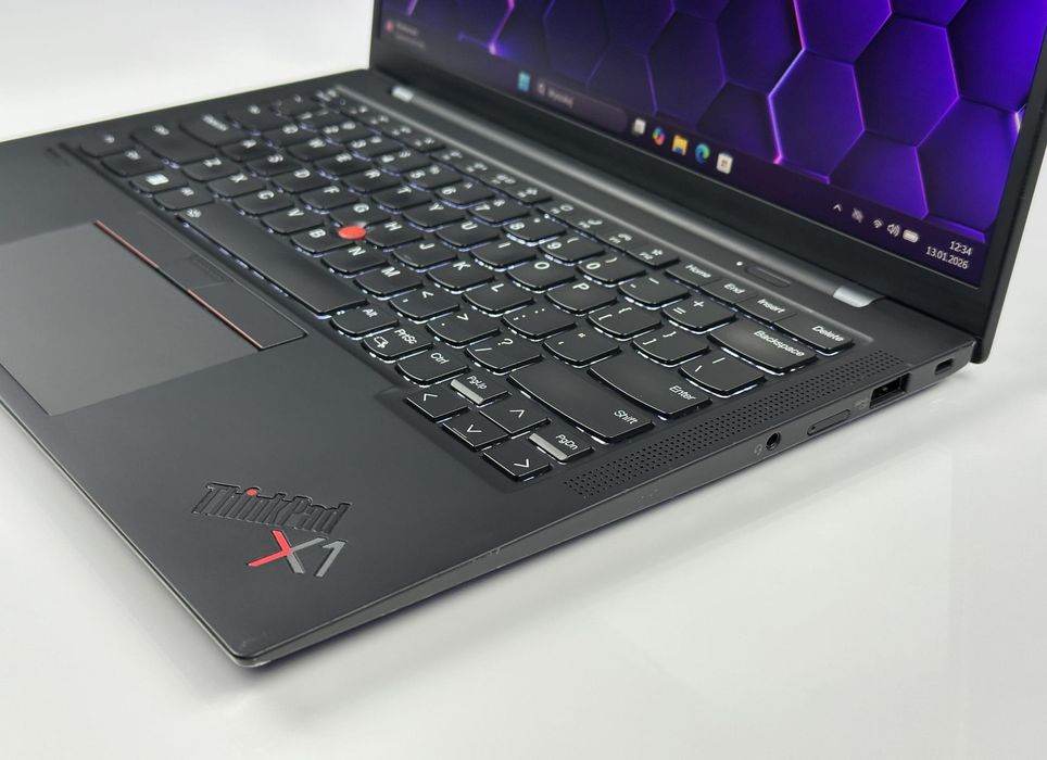 Laptop Lenovo ThinkPad X1 Carbon Gen 9 | i7-1185G7 / FHD+ / US / FV23%