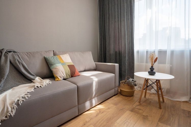 Подобова оренда 2-х кімнатна квартира в центрі, новобудові