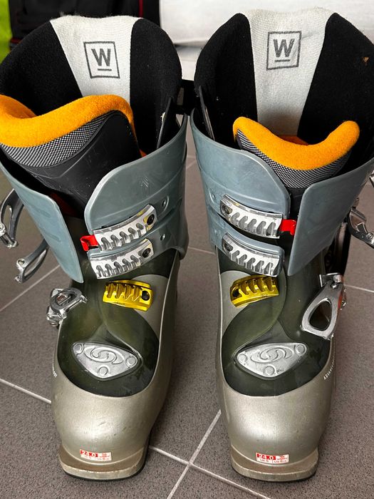 Botas Ski Salomon 38 com saco de transporte