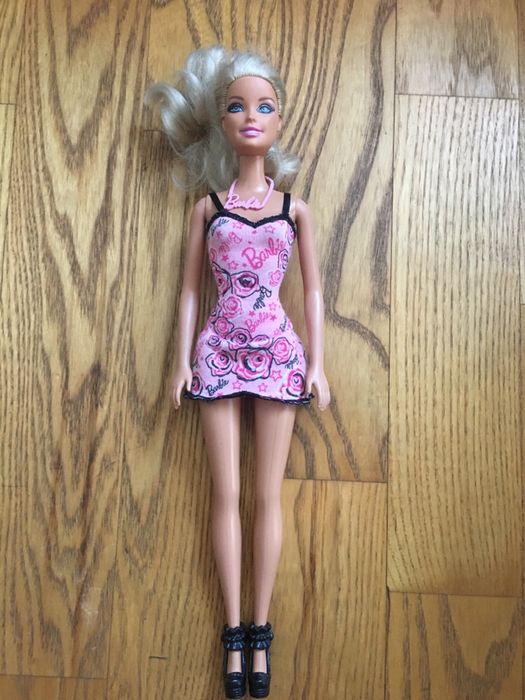 Lalka Barbie gratis lustereczko