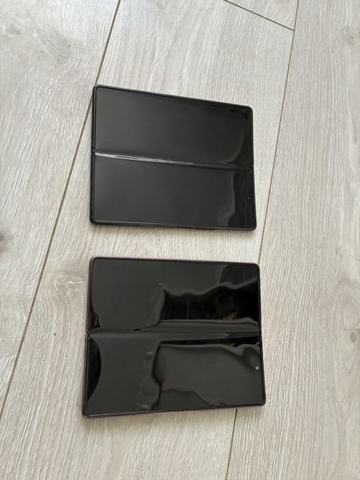 Запчастини samsung galaxy fold 2
