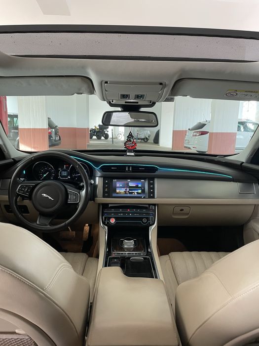 Jaguar Xf 2.0d 180 HP (top da gamma)