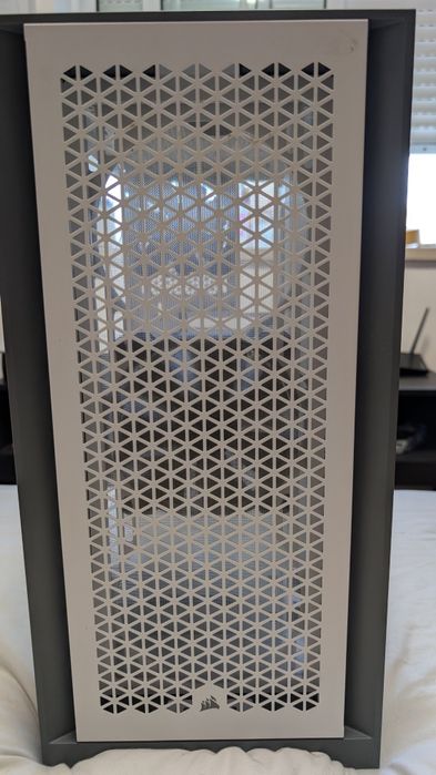 Caixa E-ATX Corsair 4000D