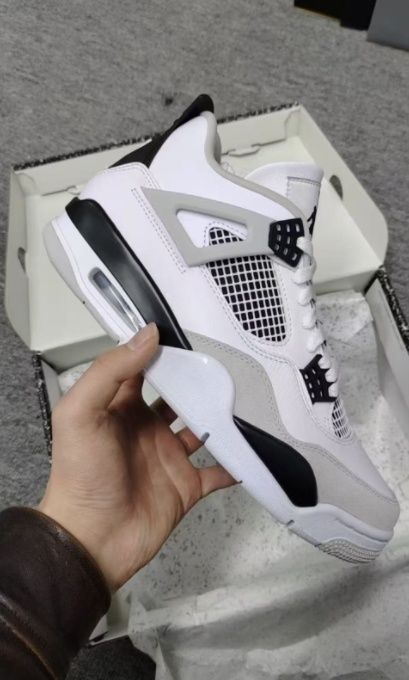 jordan AJ4 retro