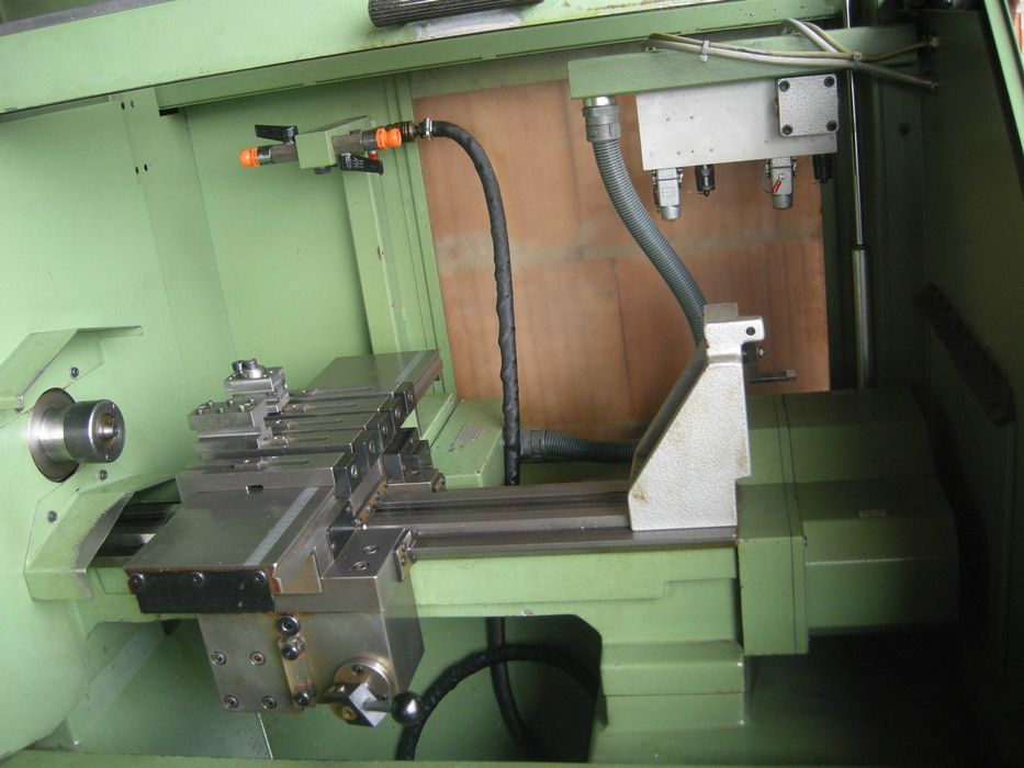 Tokarka Schaublin 102 CNC