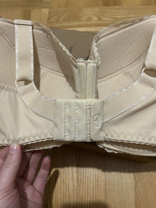 Biustonosz Dalia Lingerie, beżowy, koronka 70i