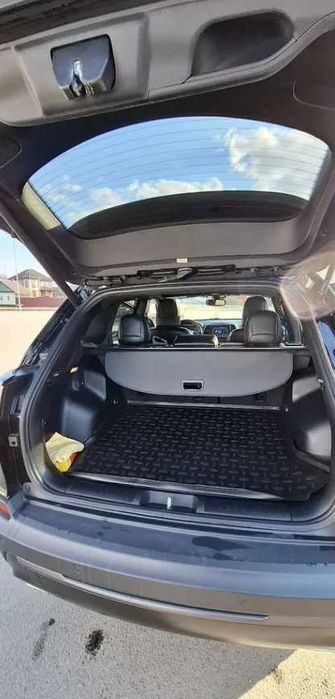 Jeep Cherokee 3.2 Latitude Plus 2020