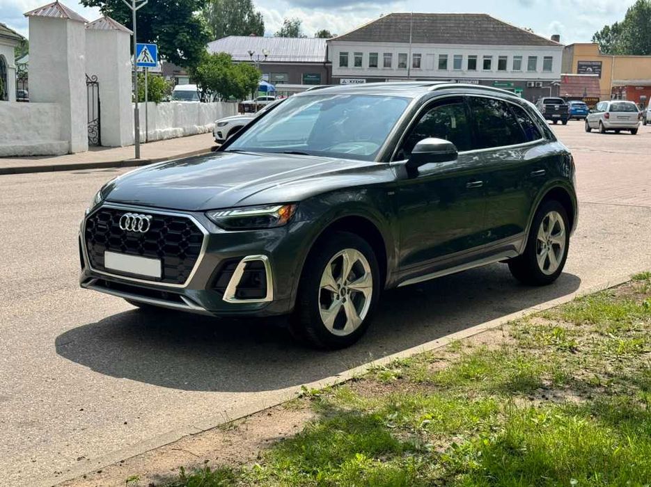 Продаю Audi Q5 2021 року