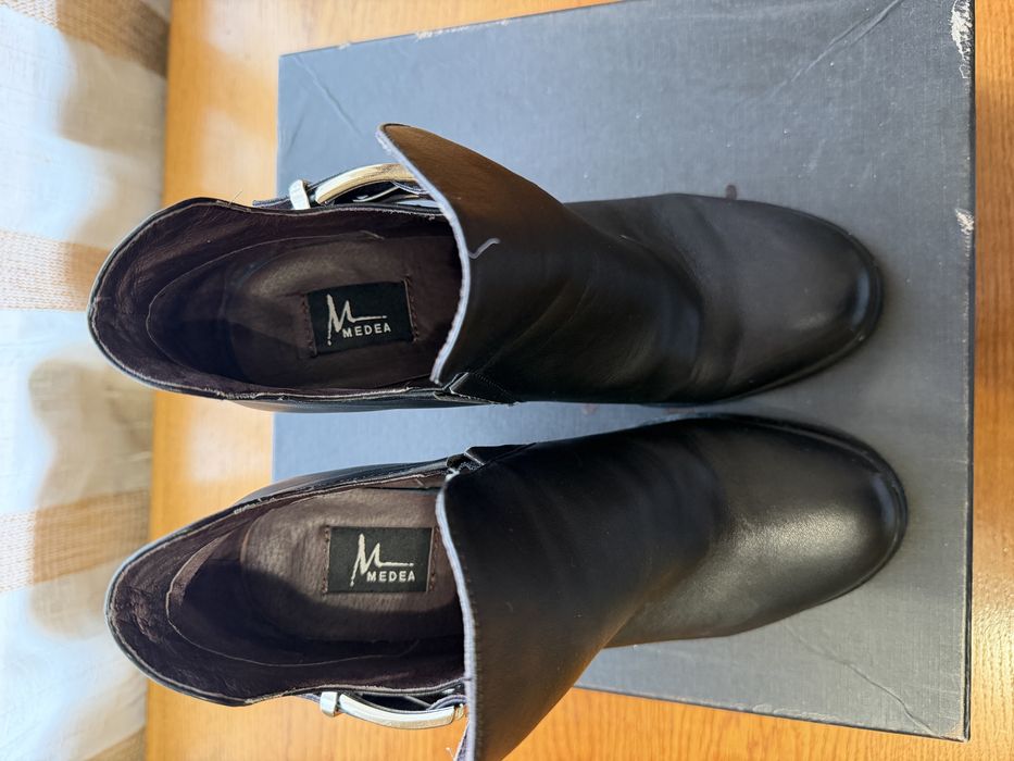 Черевички, ботильйони шкіряні туфлі