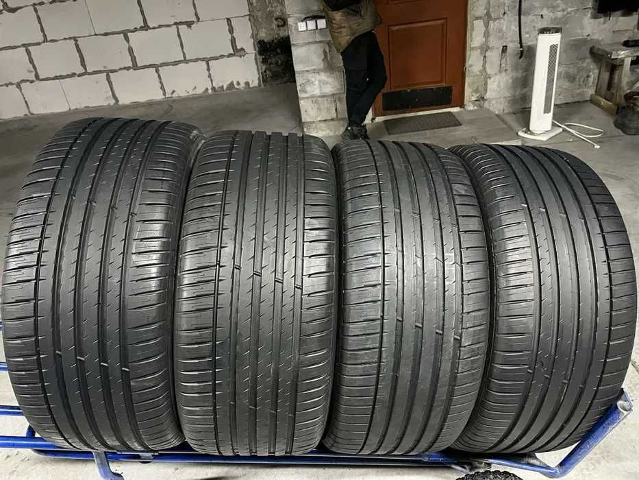 Купити різношорокий комплект БУ шин гуми резини 275/45R20 + 265/45R20