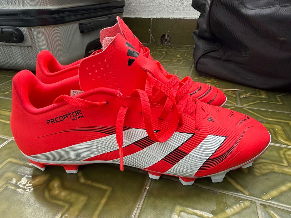 Chuteiras Predator