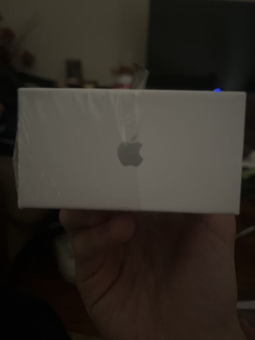 Airpods pro 3.
