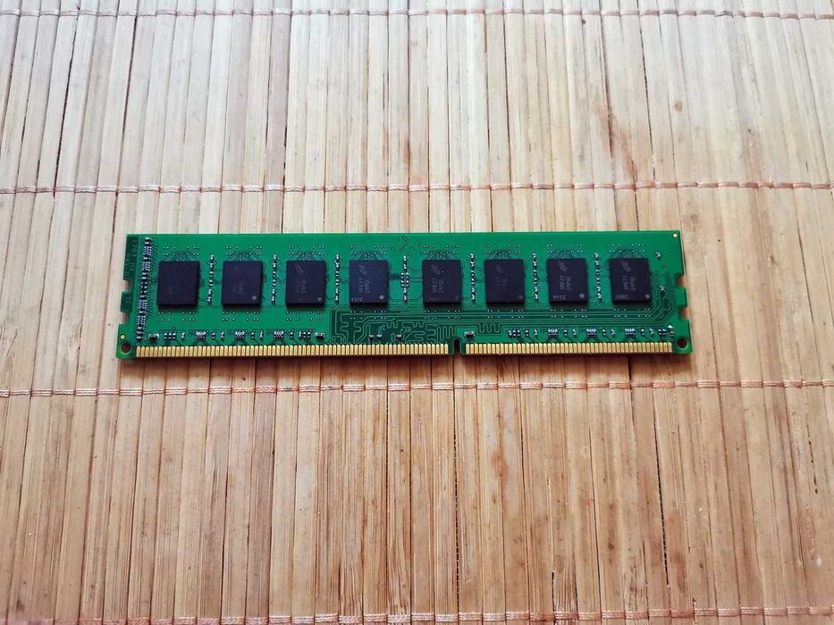 DDR3 AMD 8GB Major 12800