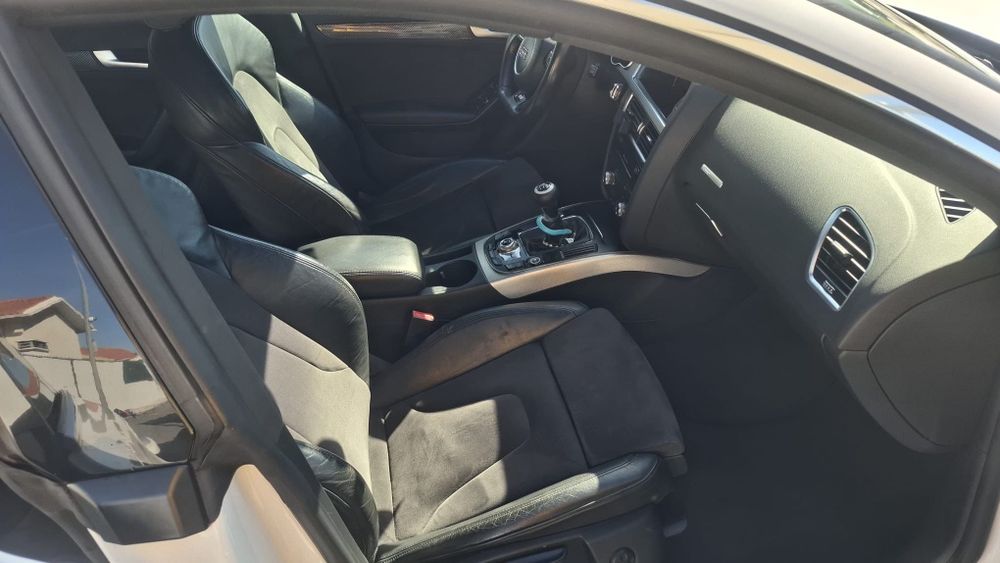 AUDI A5 2.0 TDI 177CV  Impecável