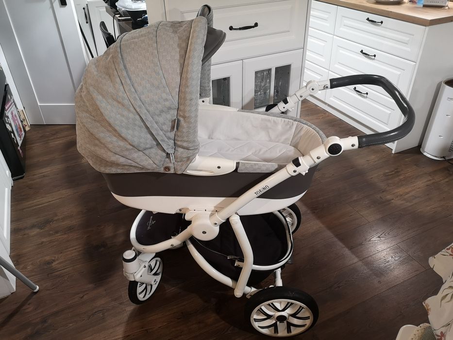 Pompowane koła, zadbany wózek gondola bebetto torino