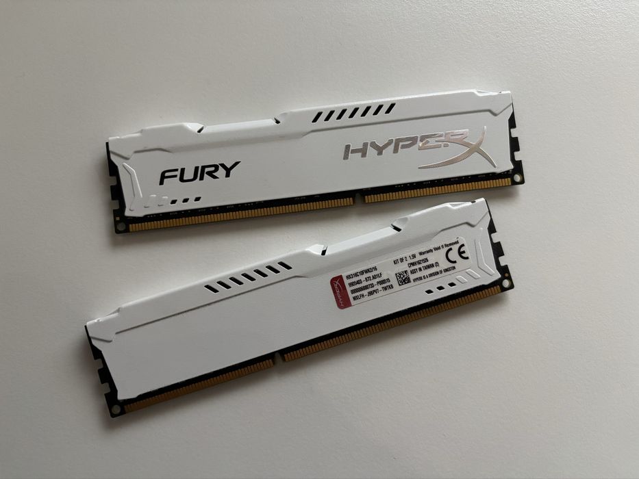 Pamięć RAM DDR3 HyperX 16GB (2x8GB) 1600MHz CL10 Fury White