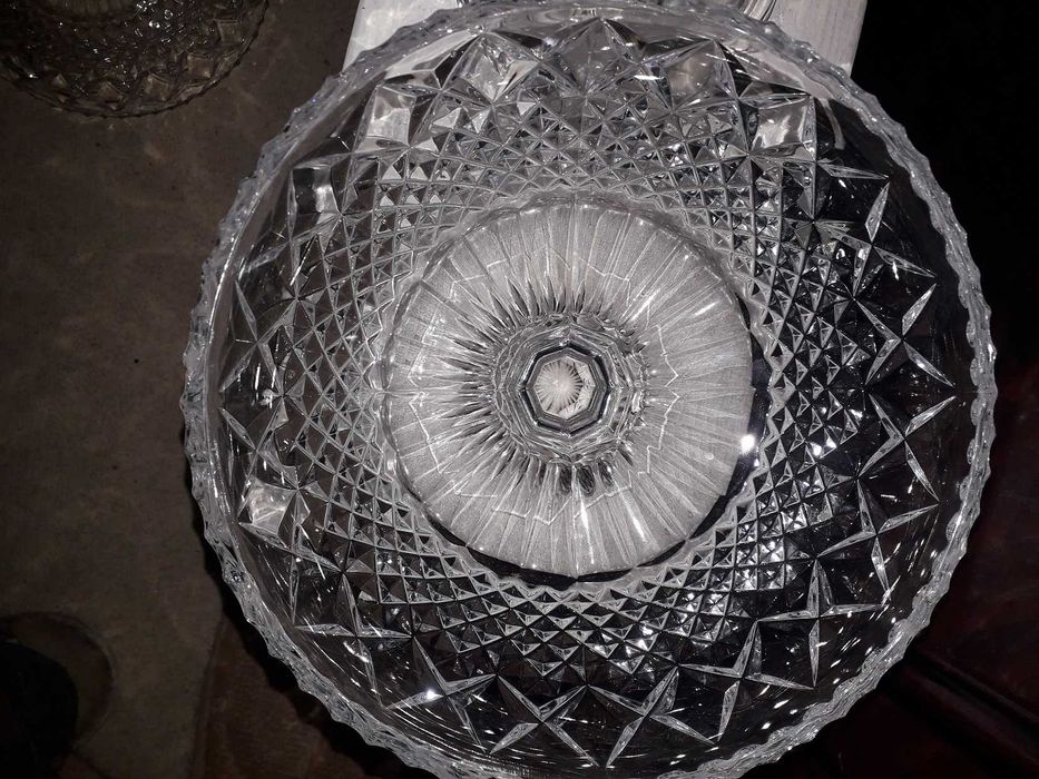 Кришталева ваза -конфетниця