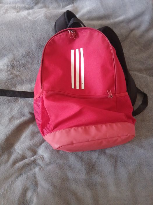 Рюкзак Adidas оригинал, городской/спортивный, красный