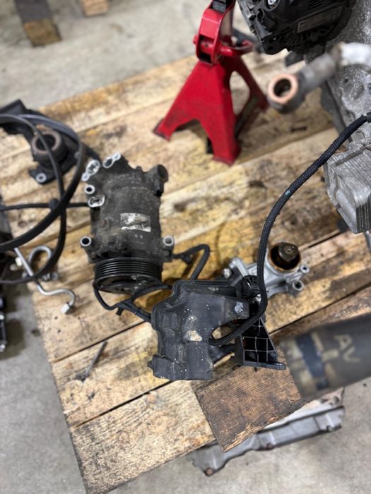 Motor 208 GTI / MINI COOPER S 2 fase mais material