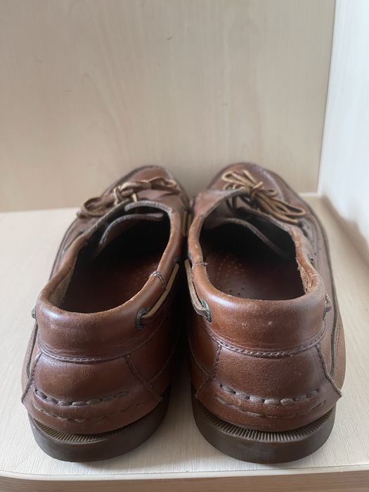 Продаються чоловічі топсайдери бренду Clarks