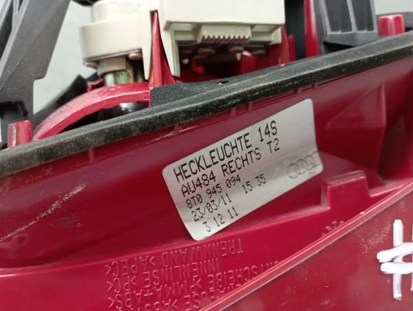 Farolim da mala direito AUDI A5 Sportback (8TA)