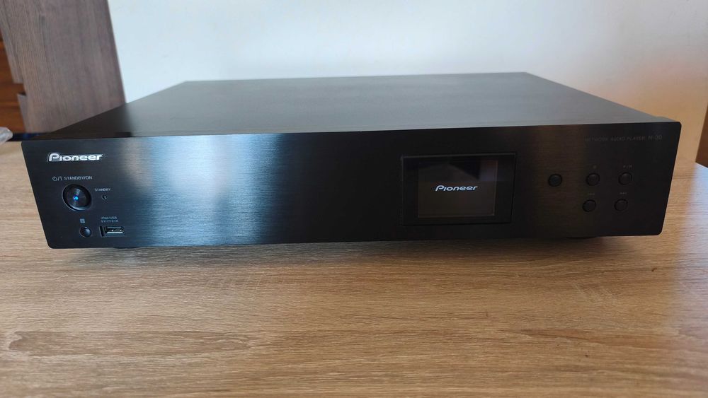 odtwarzacz sieciowy streamer Pioneer N-30 wraz z modułem Bluetooth AS-BT200
