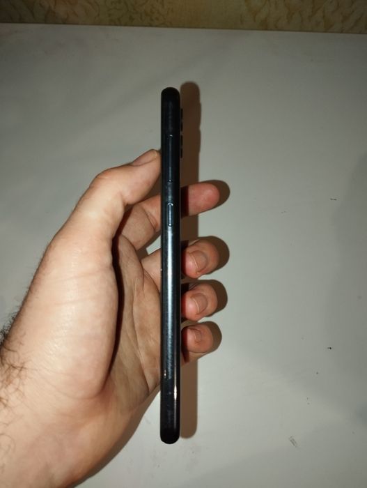 Продам Samsung A04