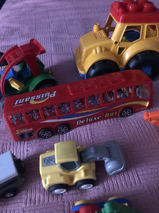 Продаю 20іграшок, одним лотом.