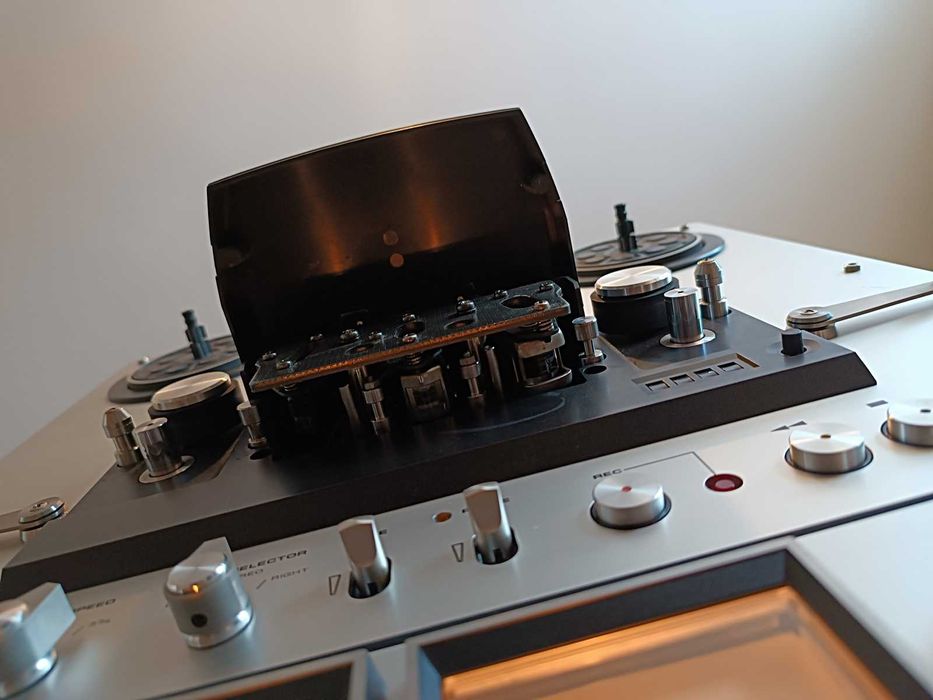 Profesjonalny Magnetofon Szpulowy Vintage - Akai GX 650d - Piękny Stan