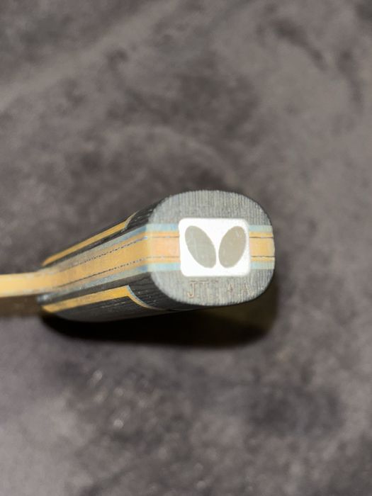 Deska Butterfly Dimitrij Ovtcharov Innerforce ALC